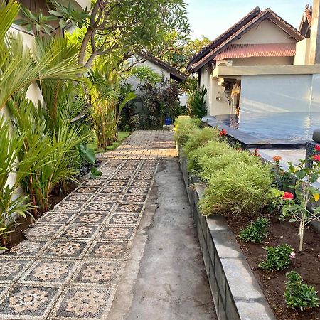 Solaluna Beach Homestay 아메드 외부 사진