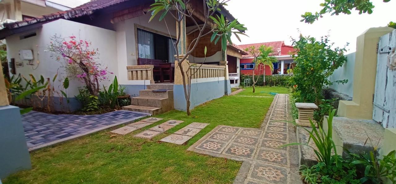 Solaluna Beach Homestay 아메드 외부 사진