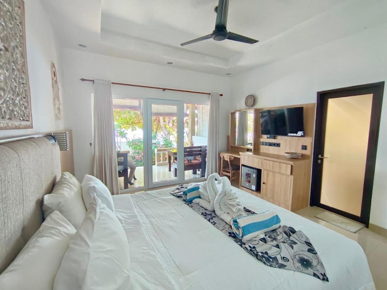 Solaluna Beach Homestay 아메드 외부 사진