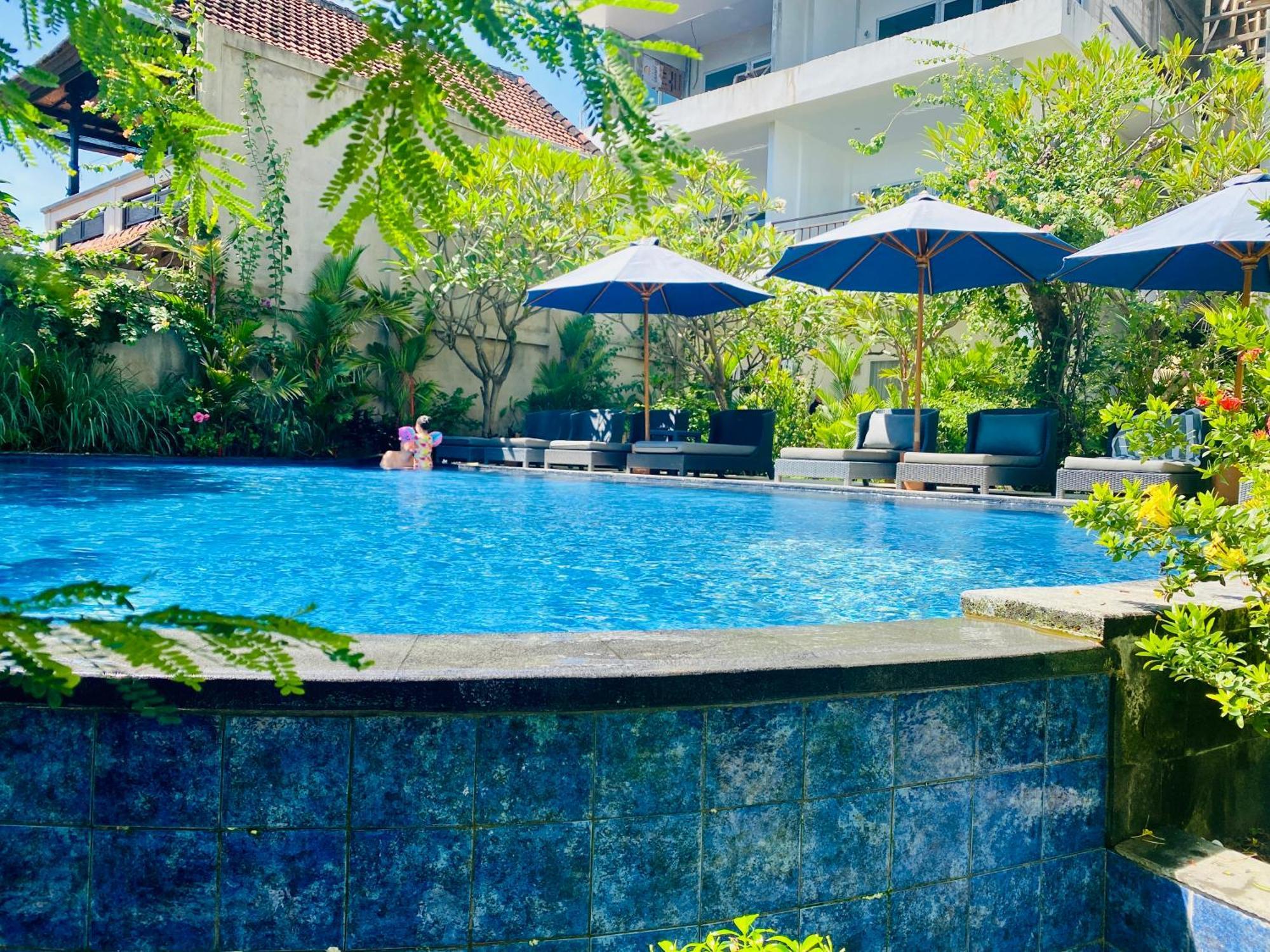 Solaluna Beach Homestay 아메드 외부 사진